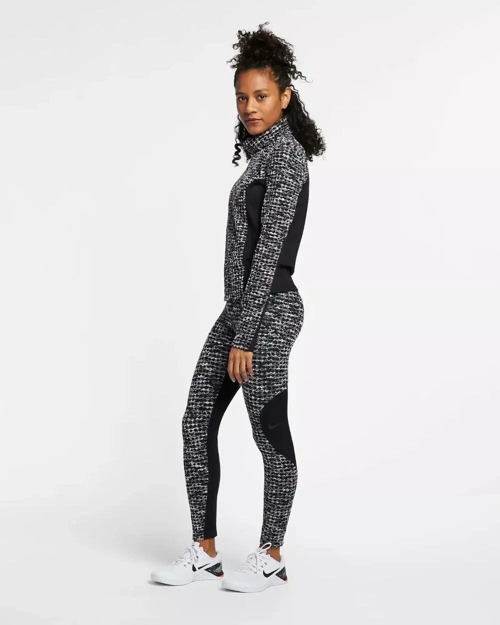 Nike Pro Hyperwarm Black & White Funnel-Neck Pullover & Leggings Set Women's XS
